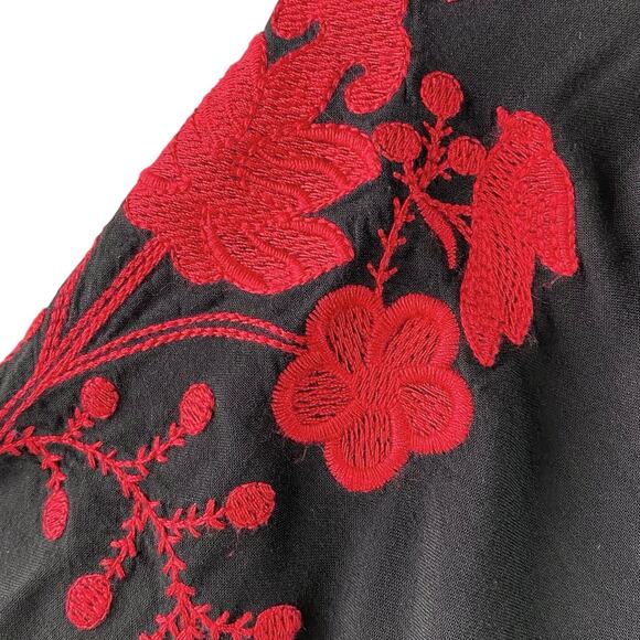 Pyramid Collection Floral Embroidered Maxi Dress Size S Black Red Peasant Artist - Picture 3 of 9